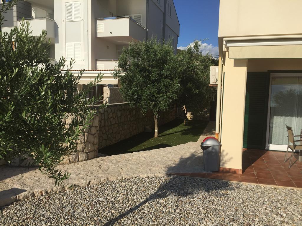 Apartments Andrea Stara Novalja Δωμάτιο φωτογραφία
